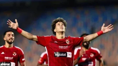 إمام عاشور لاعب الأهلي