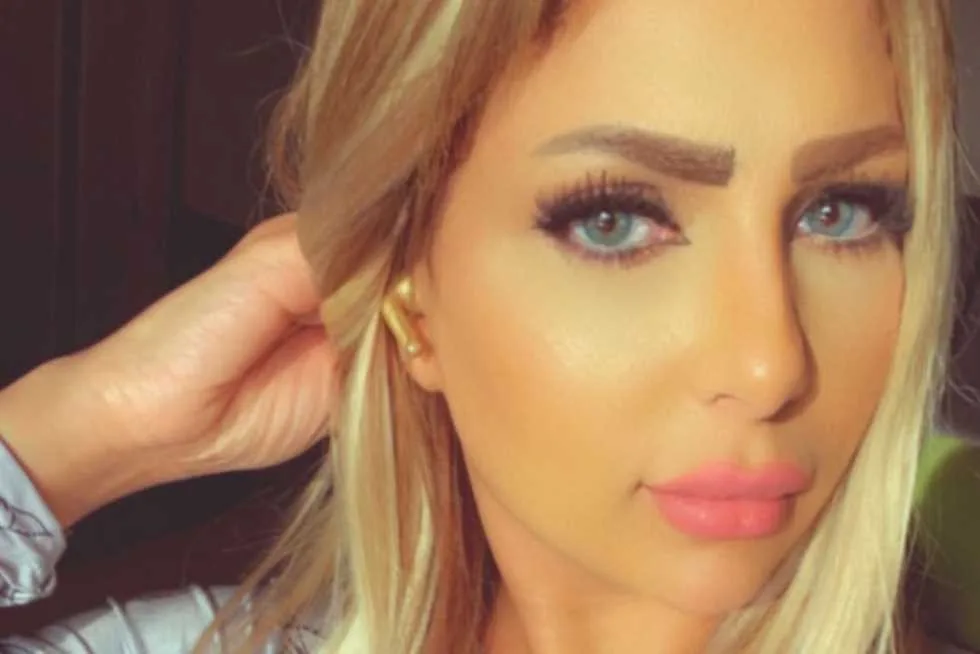انهيار سارة خليفه