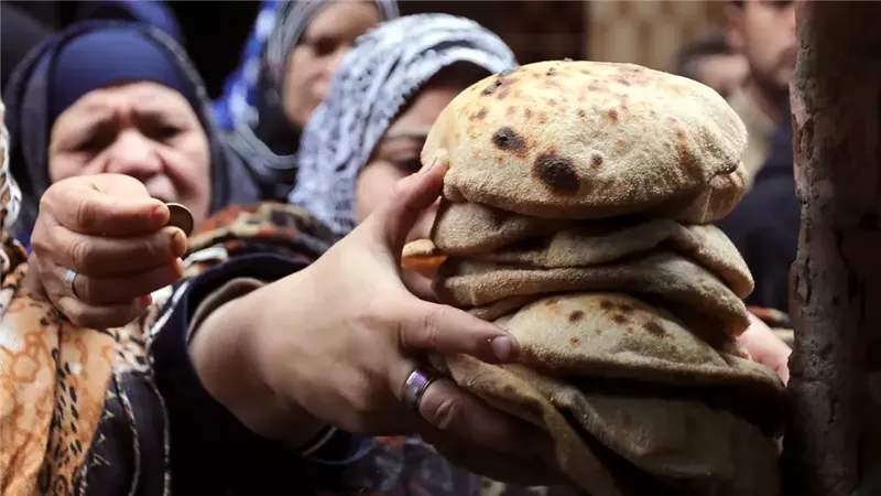 وزير التموين يتحدث عن أسعار الخبز المدعوم